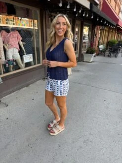 Scallop Vest -Women Fashion 97AD78F4 121F 4011 AF24 FCC36ADEE89F