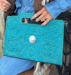 Chic Floral Carving Crossbody Clutch