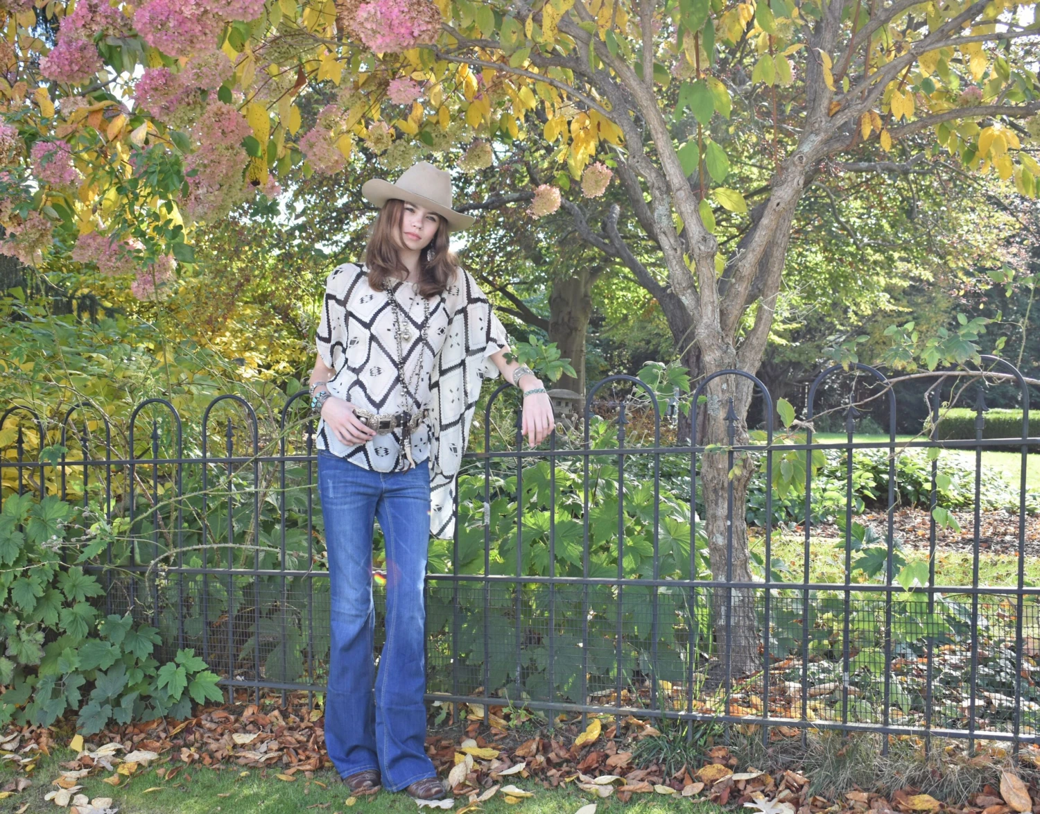 Maylee Poncho 4 Maylee Poncho - Image 2