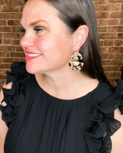 Half Moon Acrylic Earrings 17 Half Moon Acrylic Earrings -Women Fashion HalfMoonAcrylicEarrings 2